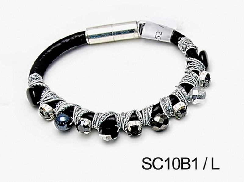SC10B1-L_he3pyfye.jpg