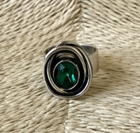 va0390_silver_green