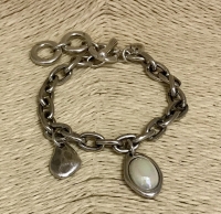 vr1082_ivory