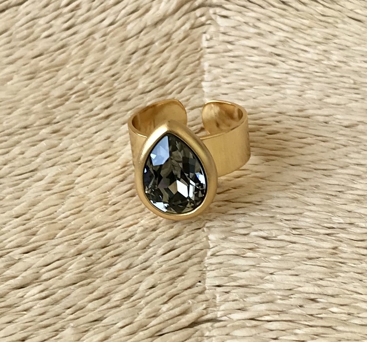 VA0360_Gold_Gray_m7rux8cm.jpg