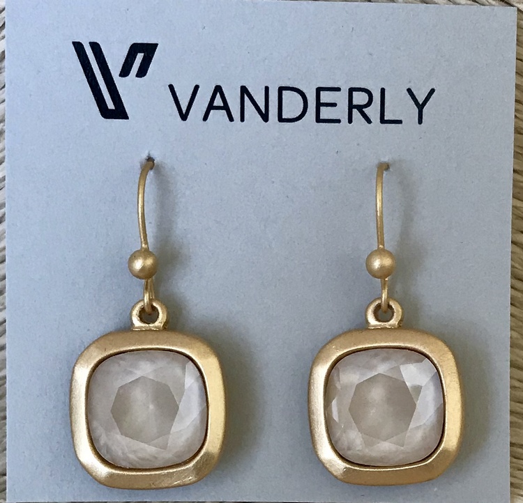 VP0706_Gold_White_us1it8ra.jpg